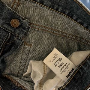 Levi’s straight leg jeans